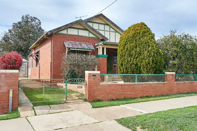 18 Brookong Avenue, Wagga Wagga NSW 2650
