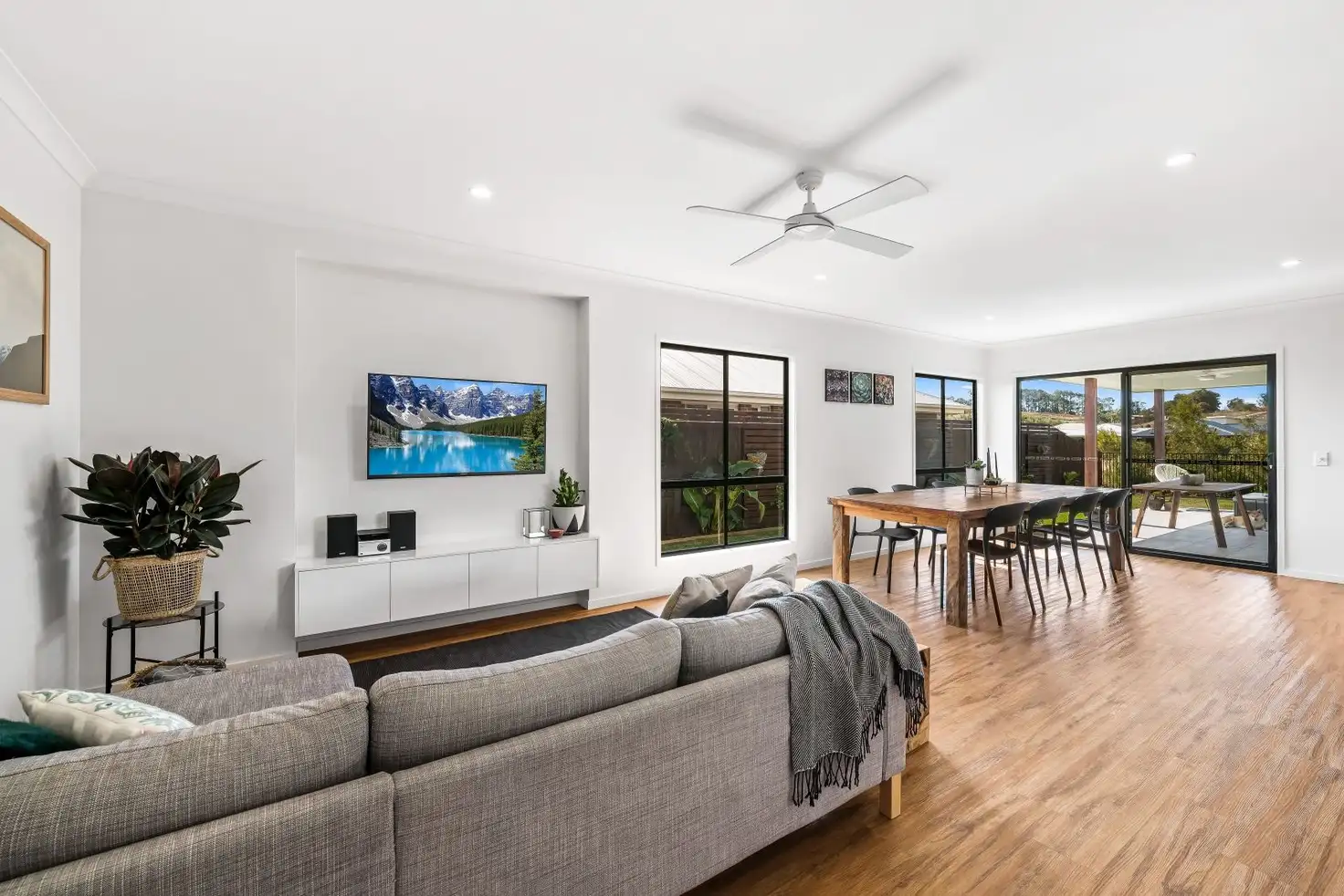 Main view of Homely house listing, 33 Honeyeater Place, Bli Bli QLD 4560