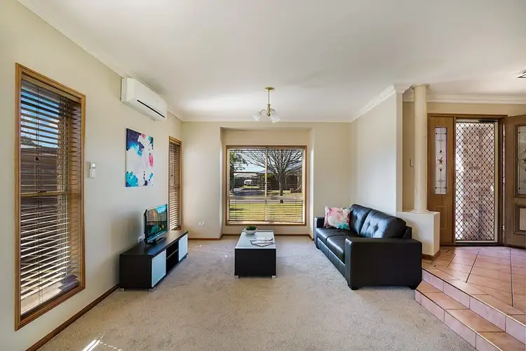 Second view of Homely house listing, 5 Chifley Court, Middle Ridge QLD 4350