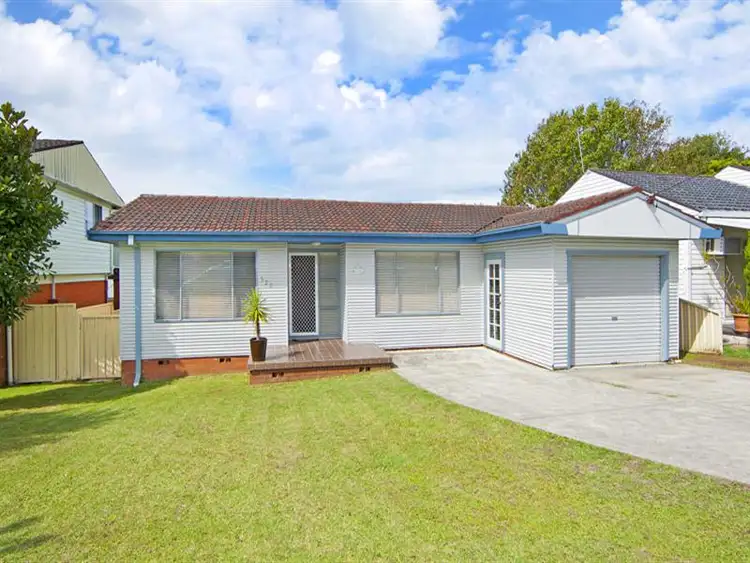 522 The Entrance Road, Bateau Bay NSW 2261