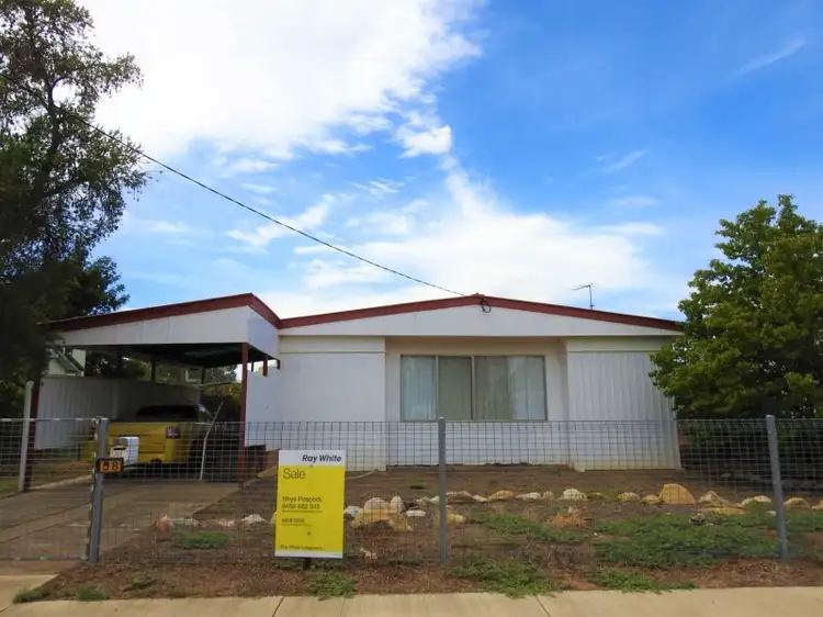 58 Eagle Street, Longreach QLD 4730