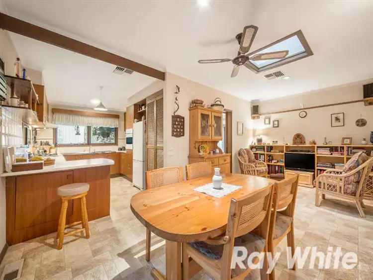 Fourth view of Homely house listing, 5 Explorers Court, Vermont South VIC 3133
