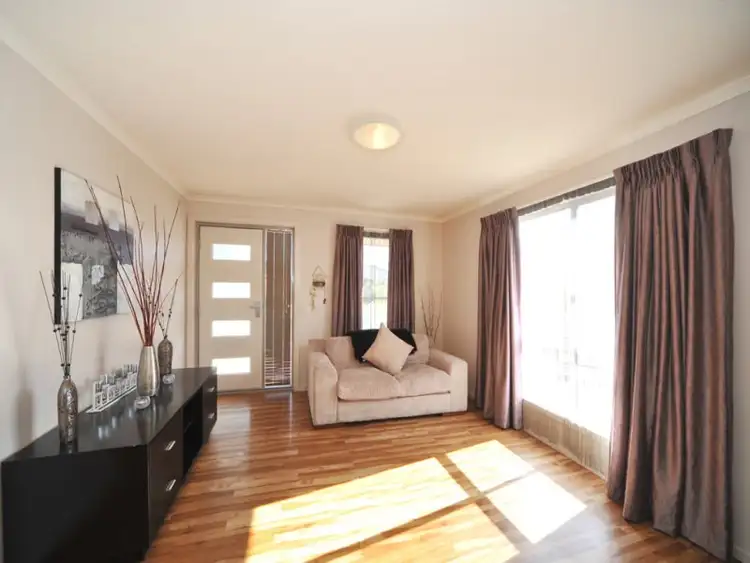 Second view of Homely house listing, 4 Arinya Close, Ascot VIC 3551