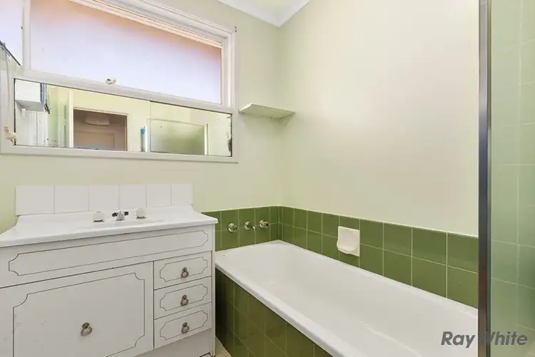 Sixth view of Homely house listing, 4 Cooinda Court, Burwood East VIC 3151