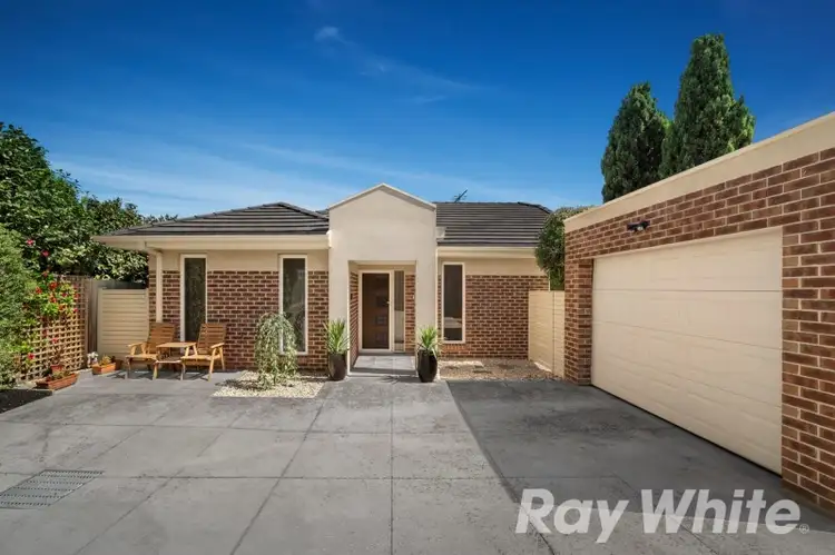 2/84 Surrey Road, Blackburn North VIC 3130
