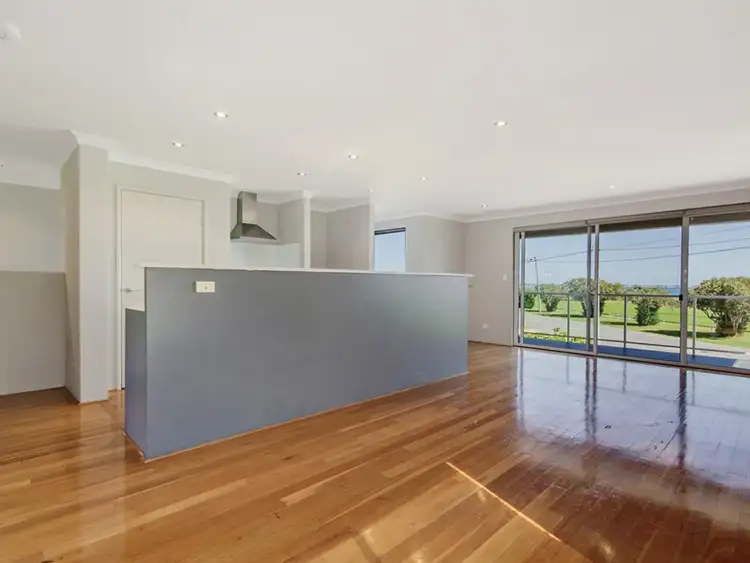 Fifth view of Homely house listing, 1/189 Rockingham Beach Road, Rockingham WA 6168