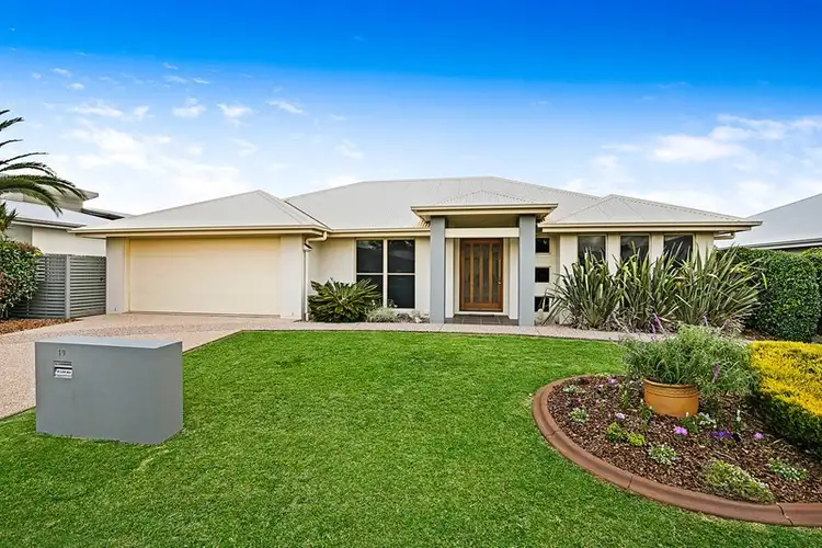 19 Fallon Drive, Middle Ridge QLD 4350