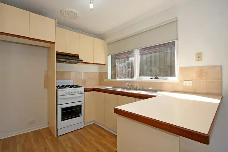 134 Sixth Avenue, Rosebud VIC 3939