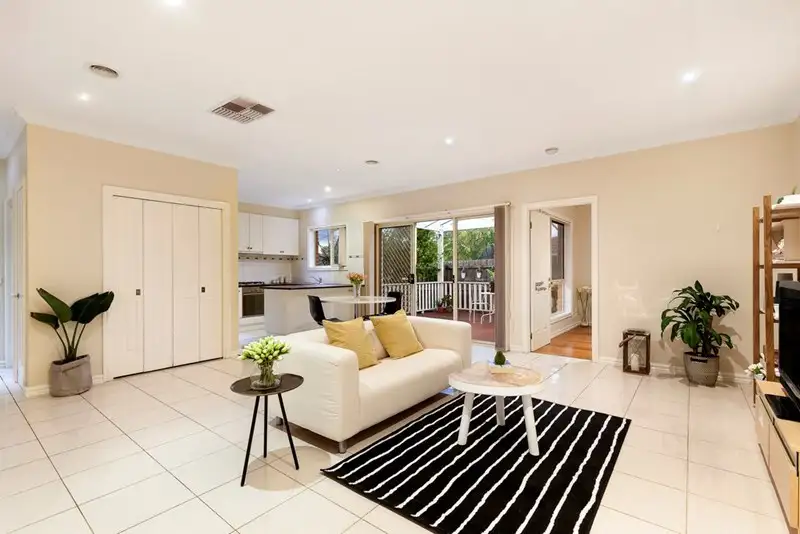Main view of Homely unit listing, 2/5 Euroka Street, Chadstone VIC 3148