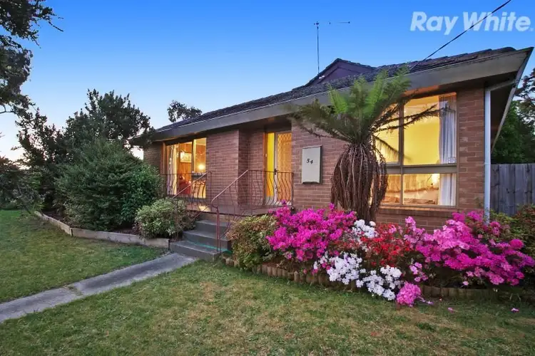 54 Lynn Drive, Ferntree Gully VIC 3156