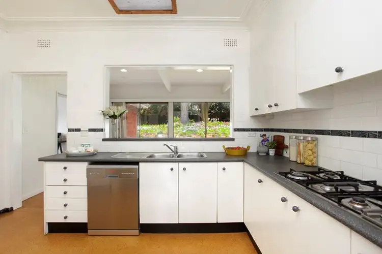 Fifth view of Homely house listing, 6 Walton Close, Pymble NSW 2073