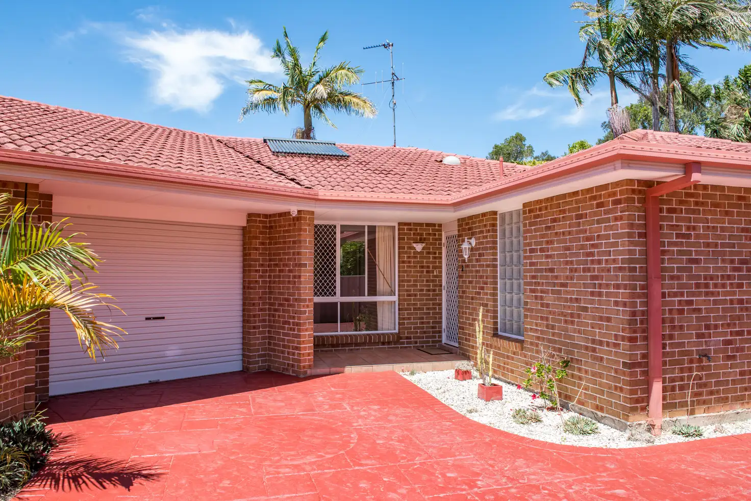 Main view of Homely villa listing, 2/30 Mirage Drive, Tuncurry NSW 2428