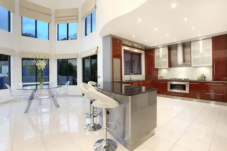 Second view of Homely house listing, 10 Hill Edge Court, Lysterfield South VIC 3156