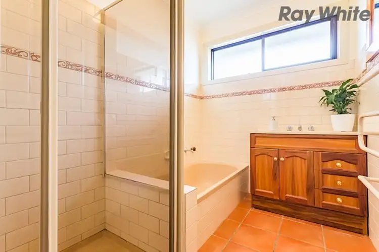 Seventh view of Homely house listing, 18 Grimes Avenue, Taylors Lakes VIC 3038