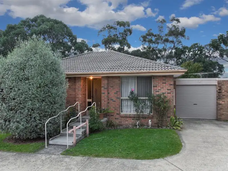 Main view of Homely unit listing, 5/16-18 Regans Road, Hampton Park VIC 3976