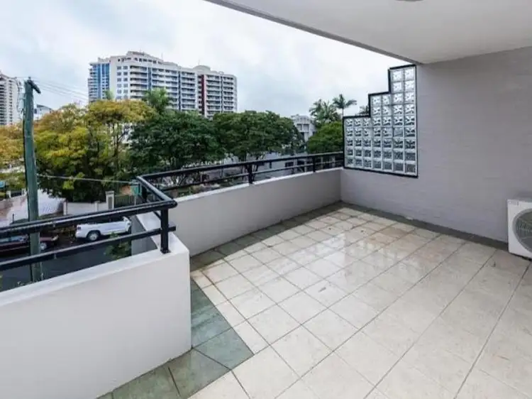 Second view of Homely apartment listing, 10/39 Cairns Street, Kangaroo Point QLD 4169