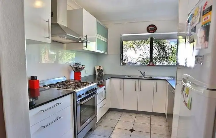 Fourth view of Homely unit listing, 4/8 Lisson Grove, Wooloowin QLD 4030