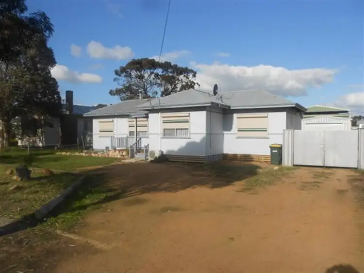 21 Quinn Street, Gnowangerup WA 6335