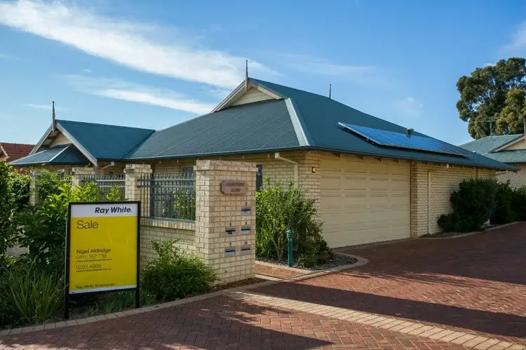 6/9 Secrett Lane, Kalamunda WA 6076