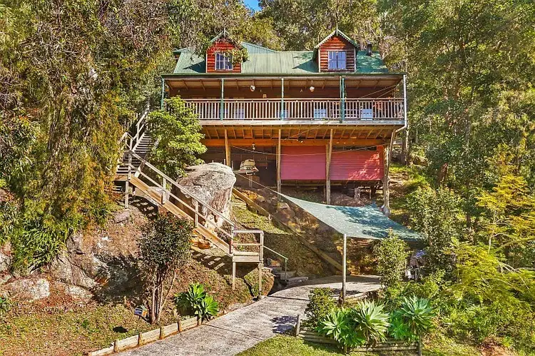 69 Melaleuca Crescent, Tascott NSW 2250