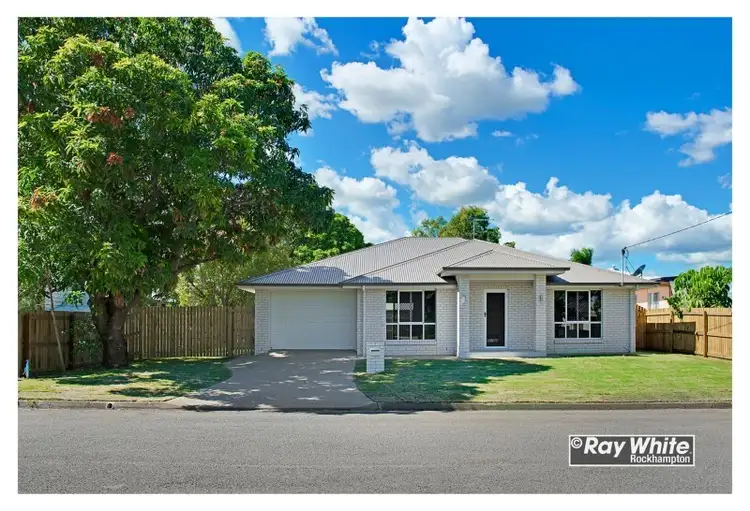 8 Hopkins Street, Park Avenue QLD 4701