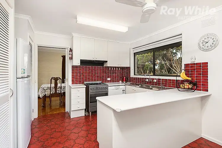 Fifth view of Homely house listing, 10 Illawong Court, Patterson Lakes VIC 3197