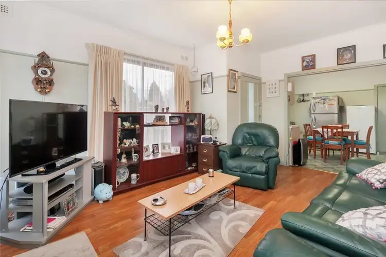 Third view of Homely house listing, 5 Violet Grove, Wendouree VIC 3355