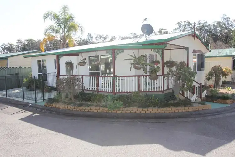 19 Sixth Avenue, Broadlands Estate, Green Point NSW 2251