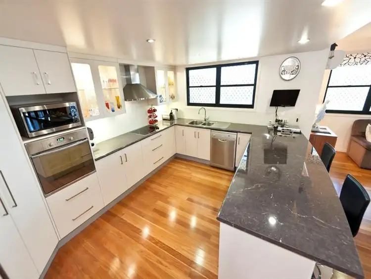 Sixth view of Homely house listing, 8 Murlay Avenue, Frenchville QLD 4701