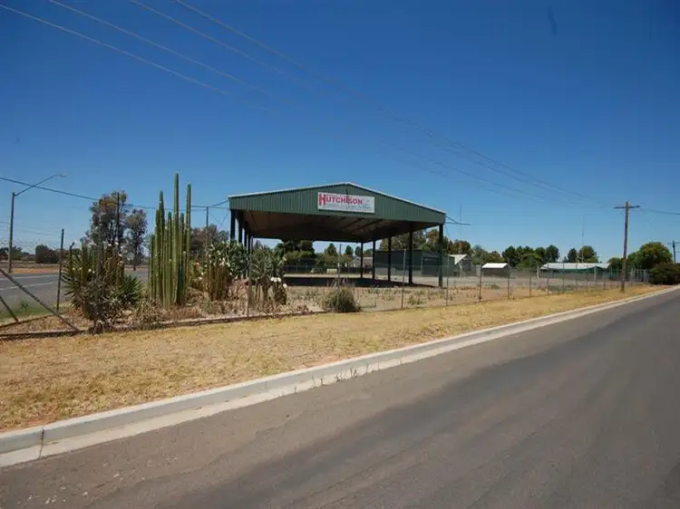 2-10 McGregor Street, Hillston NSW 2675