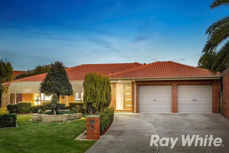 Main view of Homely house listing, 17 Cunningham Close, Aspendale Gardens VIC 3195