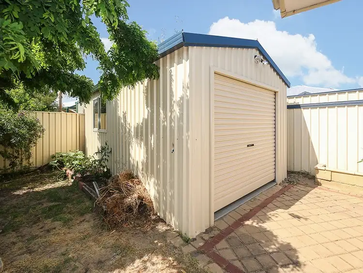 Fourth view of Homely house listing, 39 Bindoon Loop, Huntingdale WA 6110
