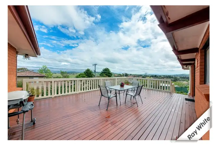 7 Barrett Street, Macgregor ACT 2615