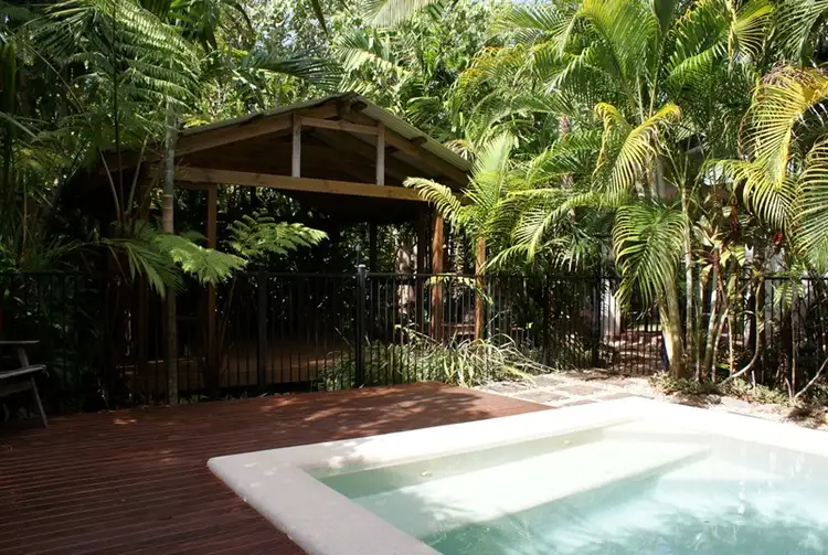 31 Conch Street, Mission Beach QLD 4852