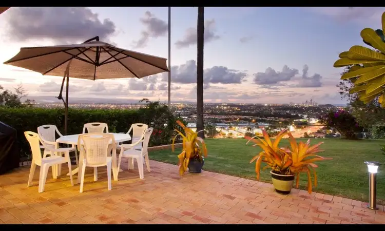 Main view of Homely townhouse listing, 2/28 Vantage Point Drive, Burleigh Heads QLD 4220