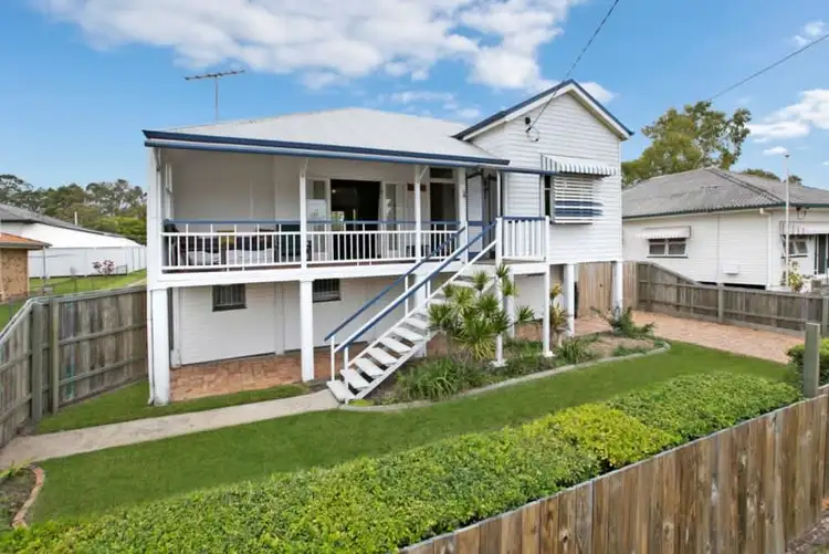 10 Worthing Street, Wynnum QLD 4178