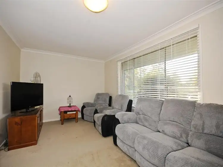 Sixth view of Homely unit listing, U2/7 Kincumber Drive, Croydon VIC 3136