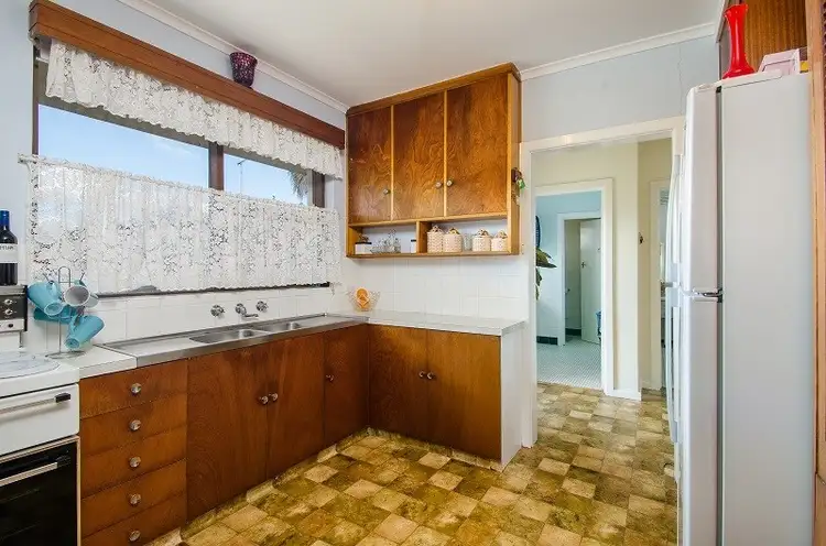 Fifth view of Homely house listing, 15 Hartley Street, Mount Gambier SA 5290
