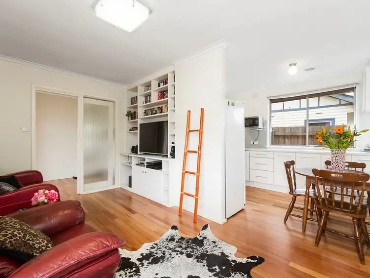 2/4 Centre Dandenong Road, Cheltenham VIC 3192