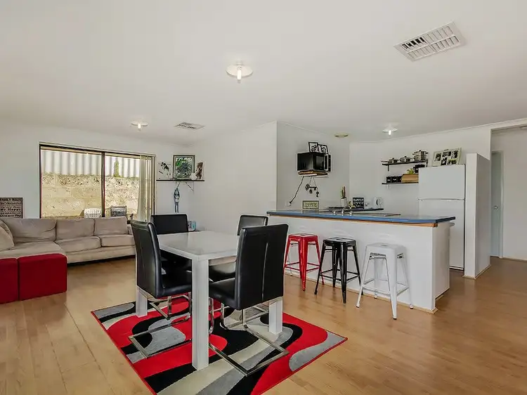Second view of Homely house listing, 15 Liddington Rise, Leda WA 6170