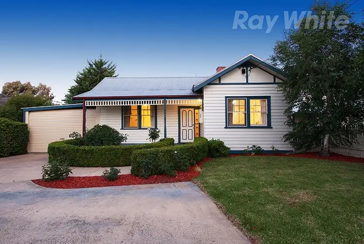 Main view of Homely unit listing, 1/451 DORSET Road, Croydon VIC 3136