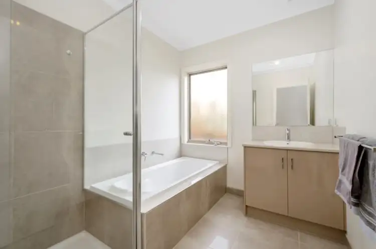 Seventh view of Homely house listing, 31 Baddeley Circuit, Croydon VIC 3136