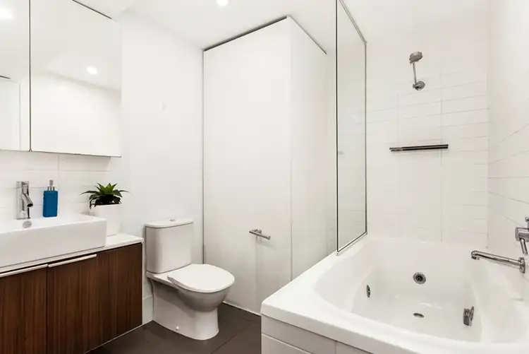 Fifth view of Homely townhouse listing, 2/284 High Street, Northcote VIC 3070