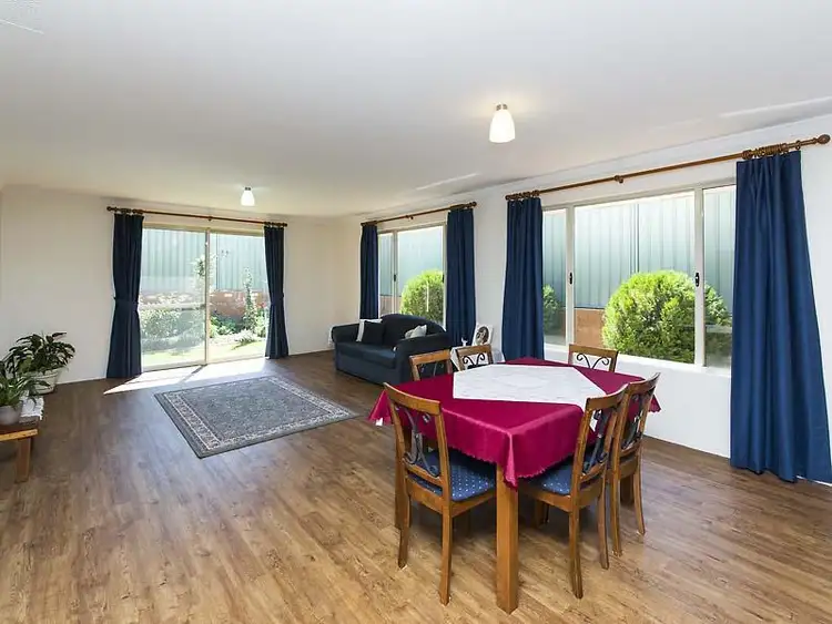 Fifth view of Homely house listing, 8 Ascent Fairway, Baldivis WA 6171