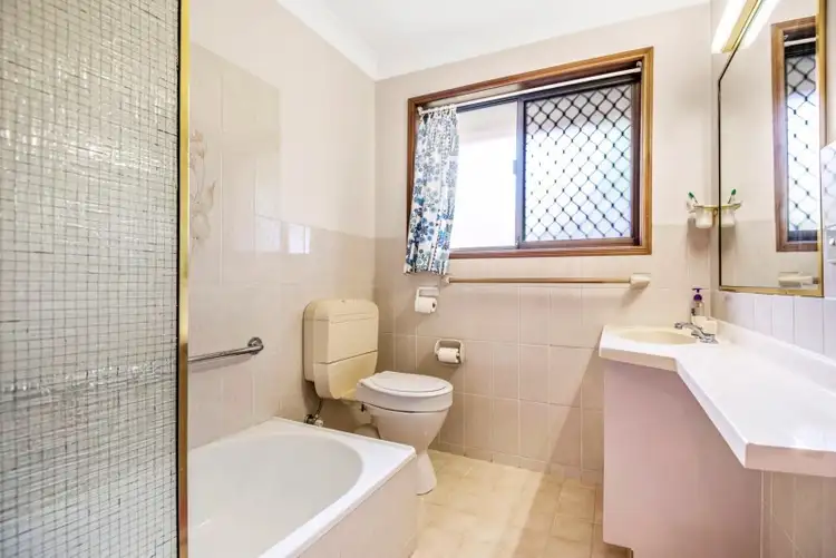 Seventh view of Homely other listing, 2/21 Toolona Avenue, Banora Point NSW 2486