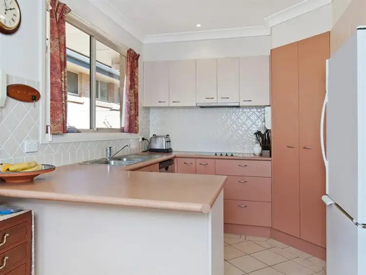 Fifth view of Homely villa listing, 1/33 Everard Street, Port Macquarie NSW 2444