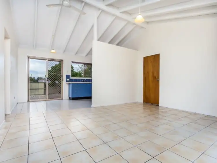 Second view of Homely house listing, 10 Ravenscraig Court, Kallangur QLD 4503