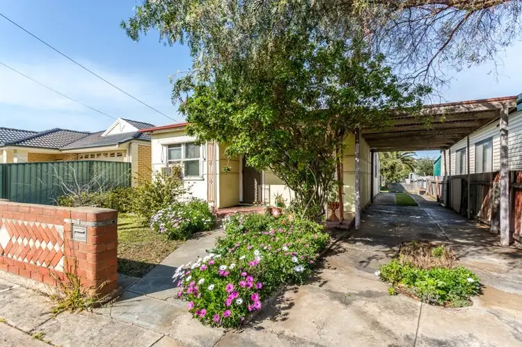 8 Mellor Road, Glanville SA 5015