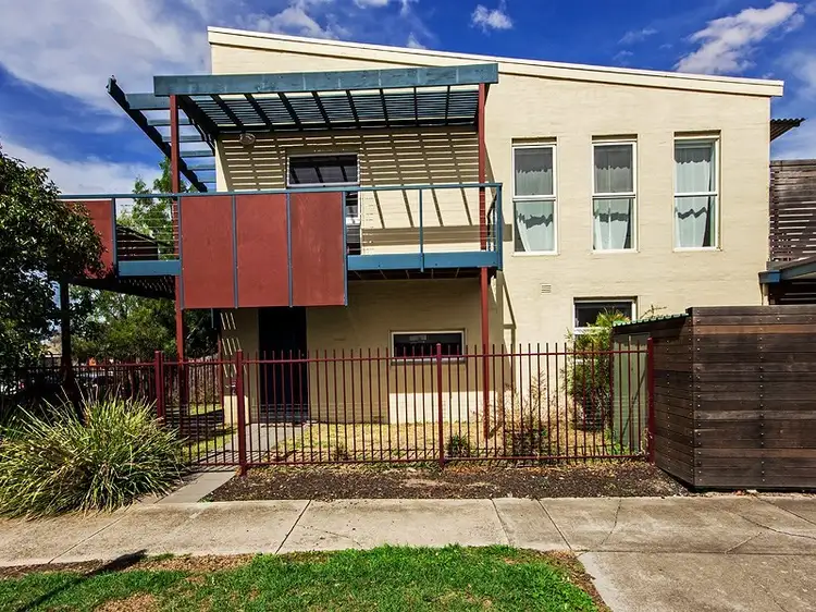 2/11 Kent Street, Braybrook VIC 3019