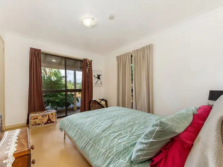 Seventh view of Homely house listing, 8 Angus Court, Highland Park QLD 4211